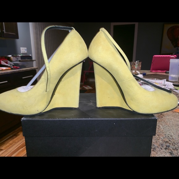 Giuseppe Zanotti Wedged Pump - Picture 2 of 7